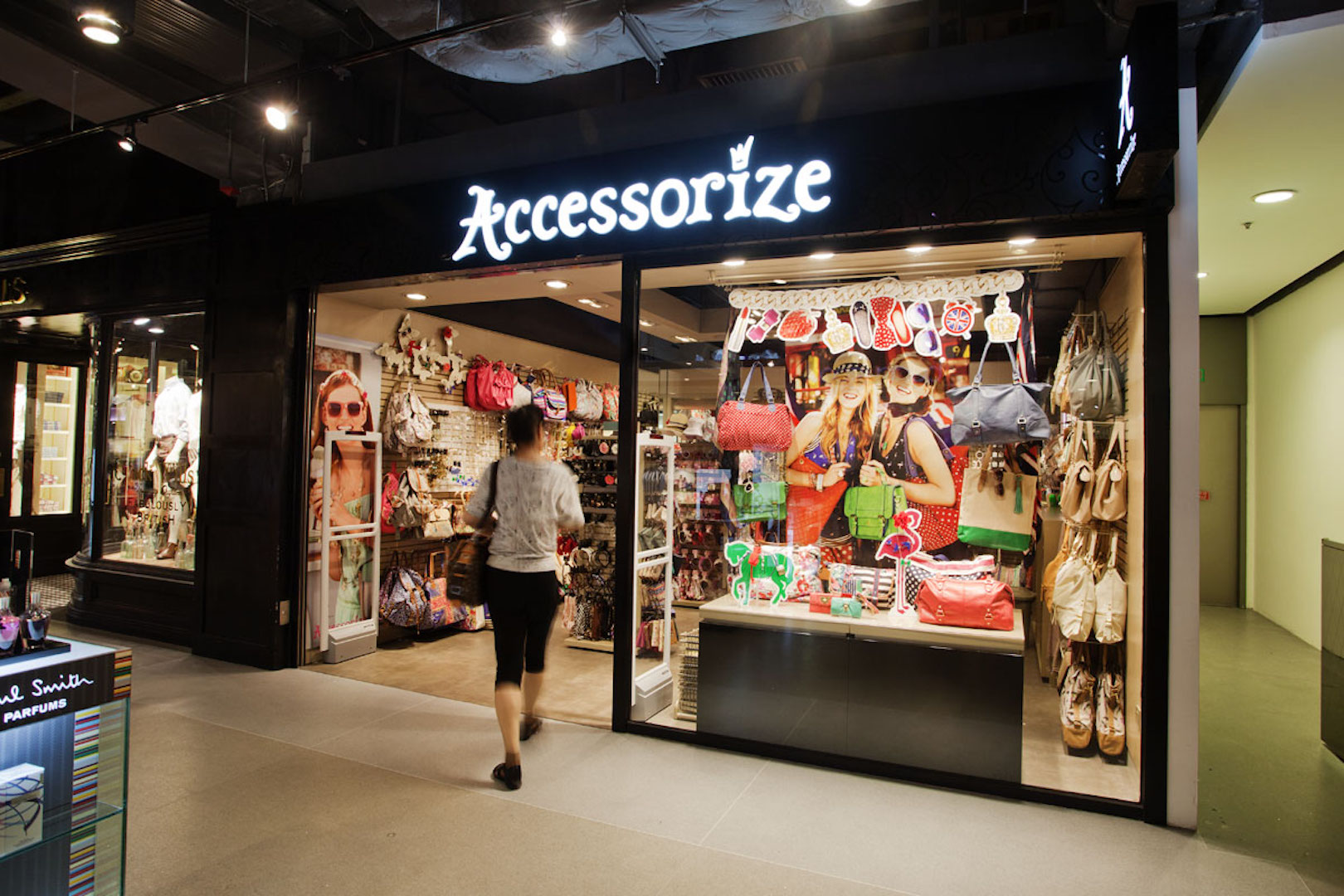 Accessorize at LCX HarbourCity
